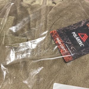 L/R Coyote brown fleece jacket.